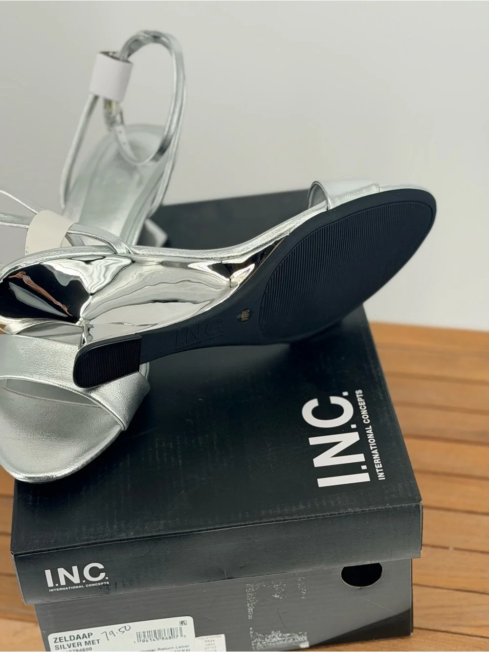INC International Concepts shiny silver